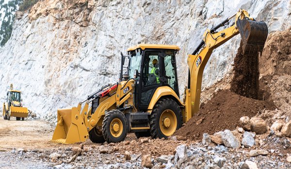 5 COMMON USED HEAVY EQUIPMENT MYTHS AND MISCONCEPTIONS